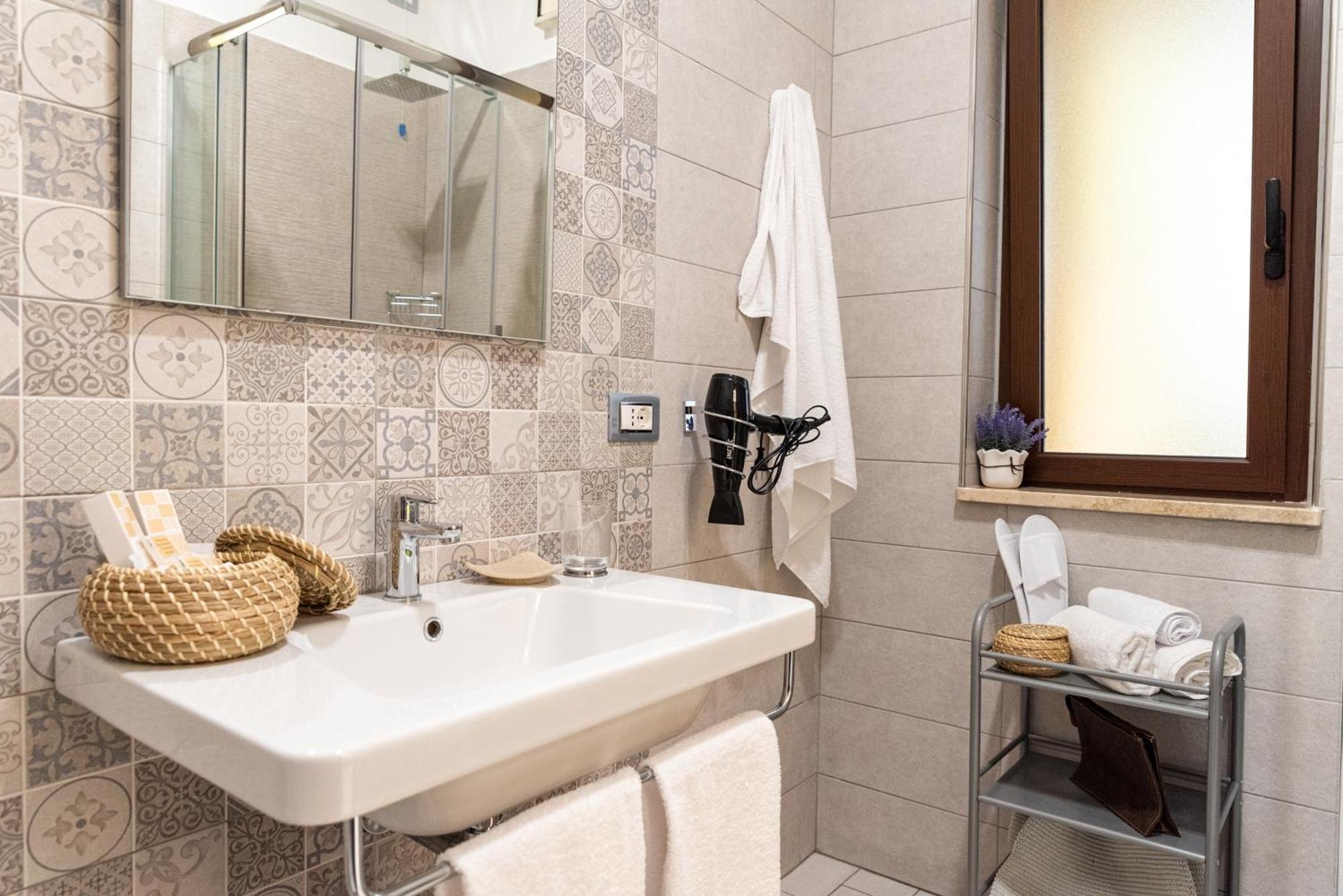 Cilento Suite - Vinarte B&B Agropoli Εξωτερικό φωτογραφία